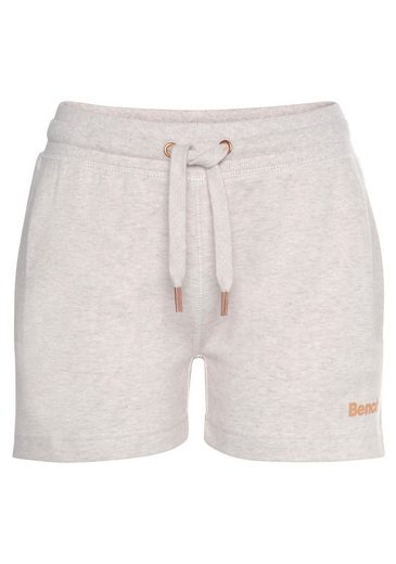 BENCH. LOUNGEWEAR Relaxshorts -Kurze Sweathose mit kurzen Seitenschlitzen und seitliche Taschen, Loungeanzug mehr Tiefpreis