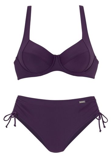 LASCANA Bügel-Bikini mit seitlich geraffter Bikinihose mehr Sonderangebote