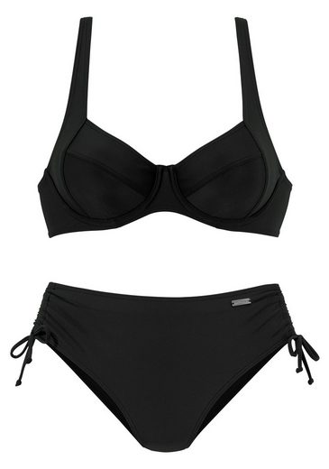 LASCANA Bügel-Bikini mit seitlich geraffter Bikinihose mehr Sonderangebote
