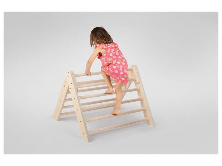 Playtive Kletterdreieck, aus Massivholz Auslauf