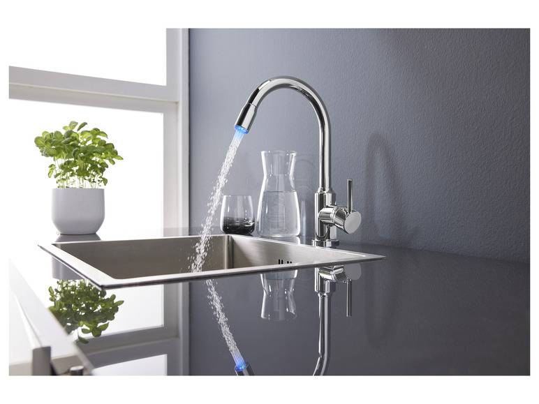 LIVARNO home LED-Spültischarmatur, 360° schwenkbar Auslauf