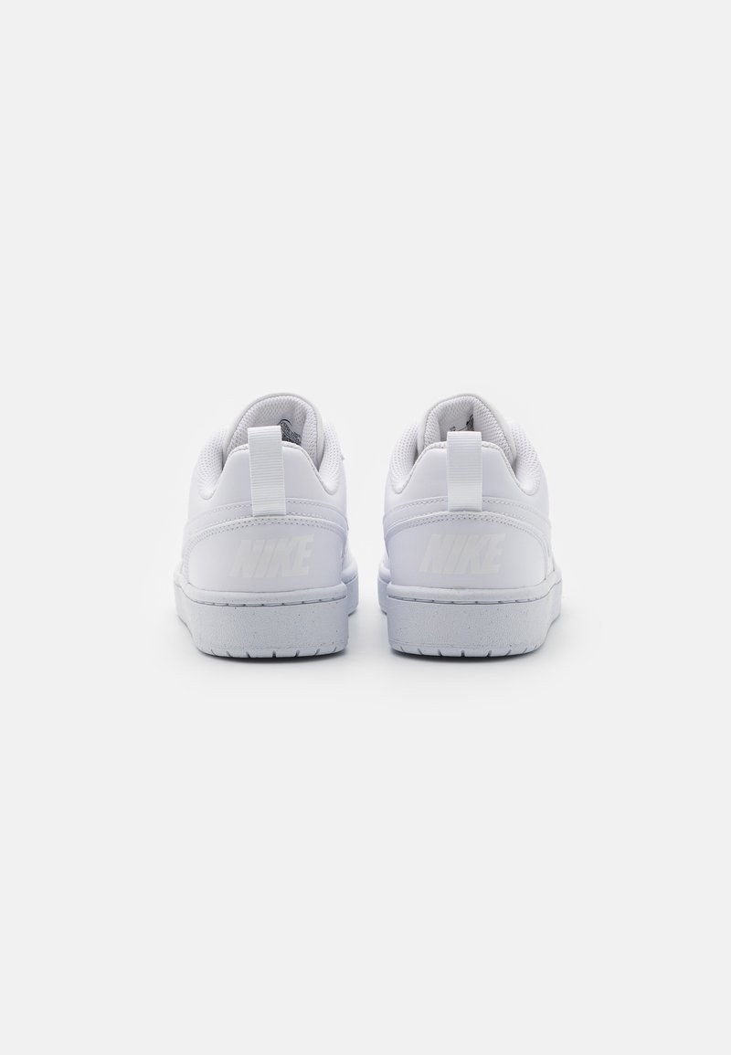Nike Sportswear Nike Sportswear COURT BOROUGH RECRAFT UNISEX - Trainers - white Saisonschlussverkauf