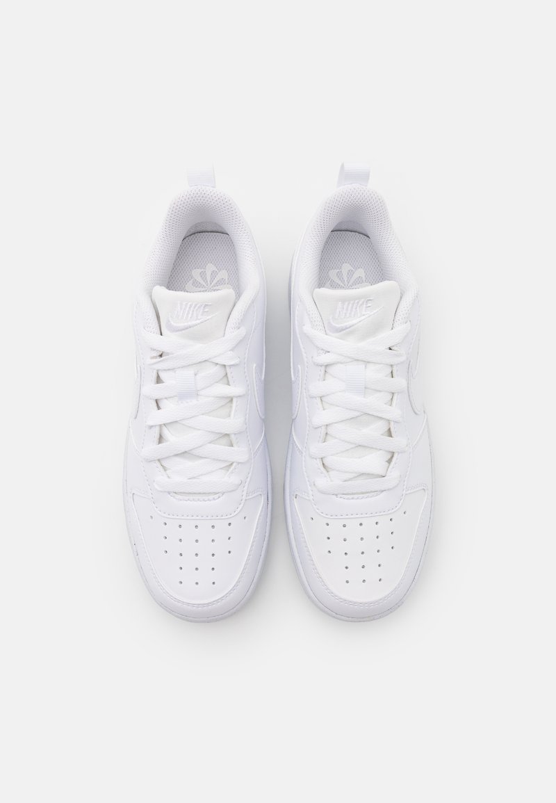 Nike Sportswear Nike Sportswear COURT BOROUGH RECRAFT UNISEX - Trainers - white Saisonschlussverkauf
