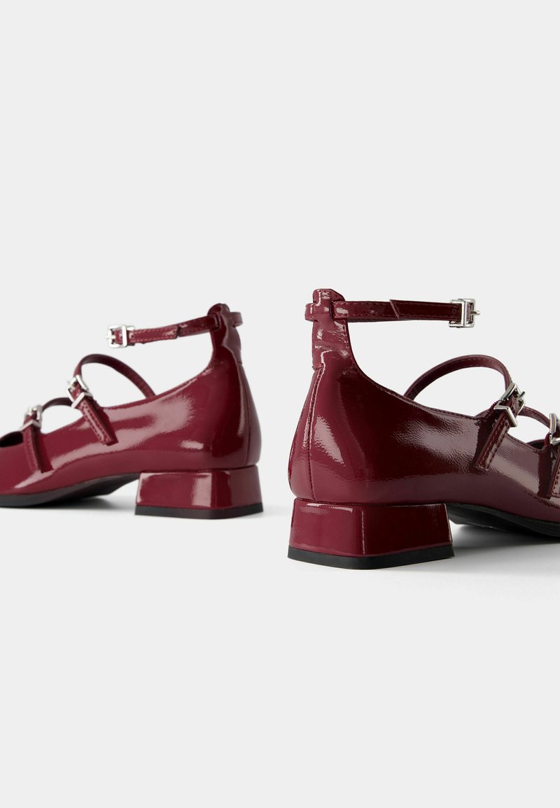 Bershka Bershka MARY JANES - Ankle strap ballet pumps - dark red Angebote