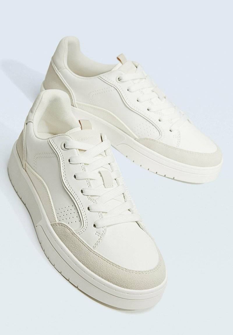 Stradivarius Stradivarius CONTRAST - Trainers - white Blitzverkäufe