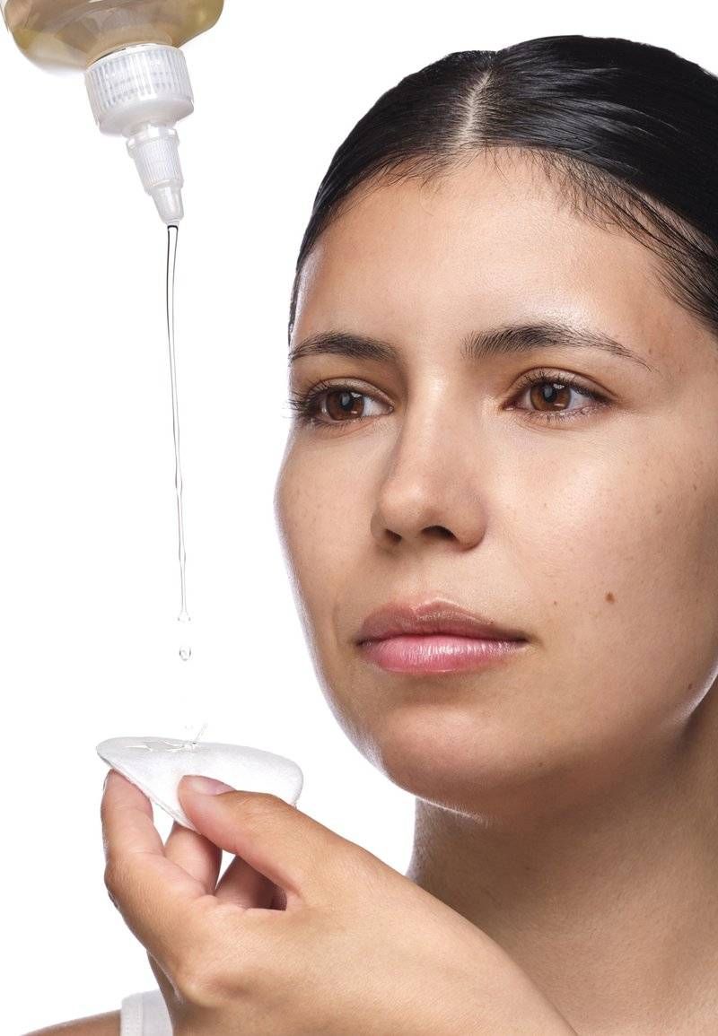 The Ordinary The Ordinary GLYCOLIC ACID 7% EXFOLIATING TONER - Facial scrub & peel Verkauf