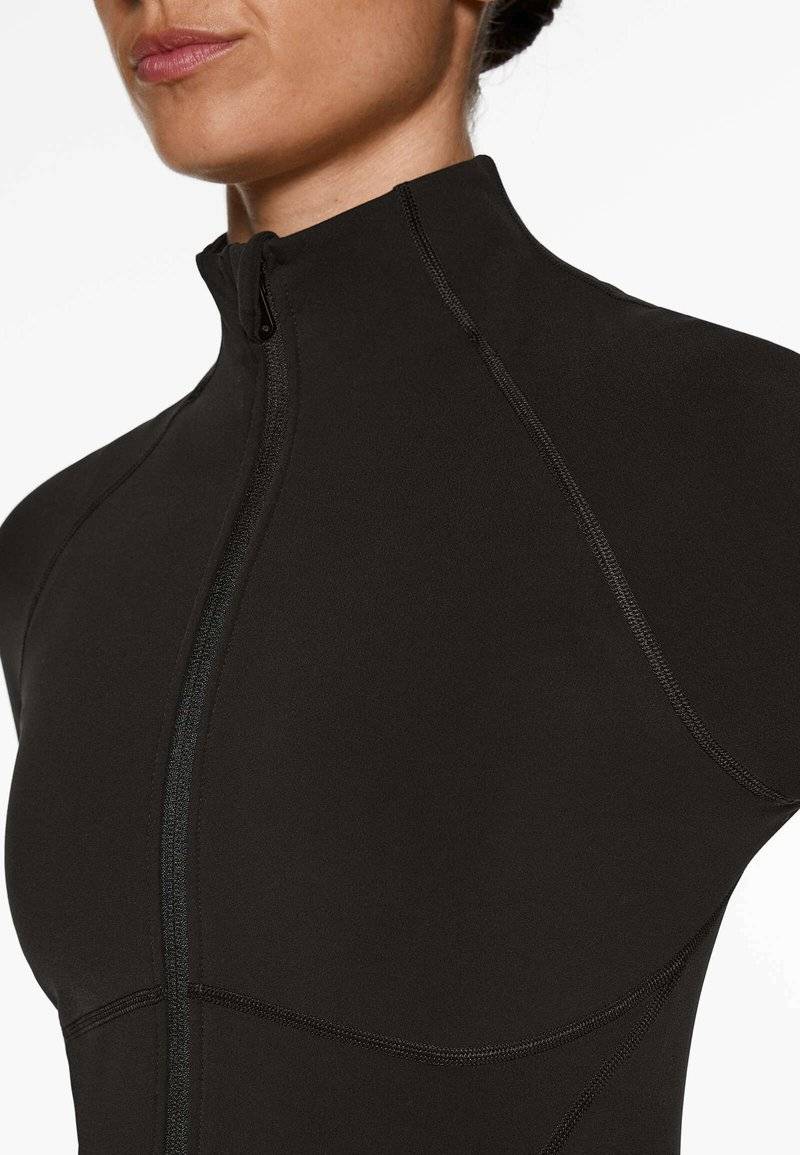 OYSHO OYSHO WARMTH COMFORTLUX TECHNICAL - Training jacket - black Hotsell