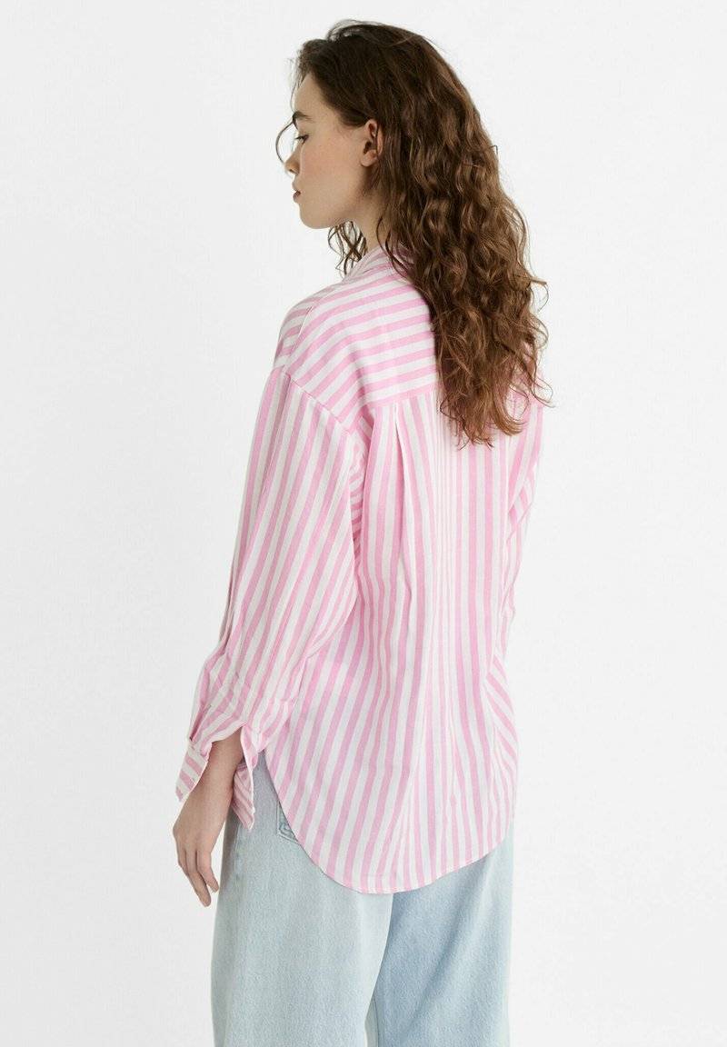 Stradivarius Stradivarius STRIPED - Button-down blouse - light pink Günstiger Verkauf