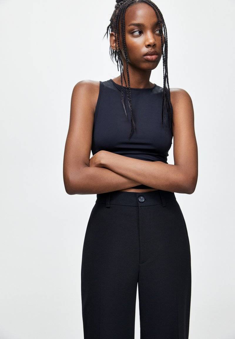 PULL&BEAR PULL&BEAR STRAIGHT - Trousers - black Outlet