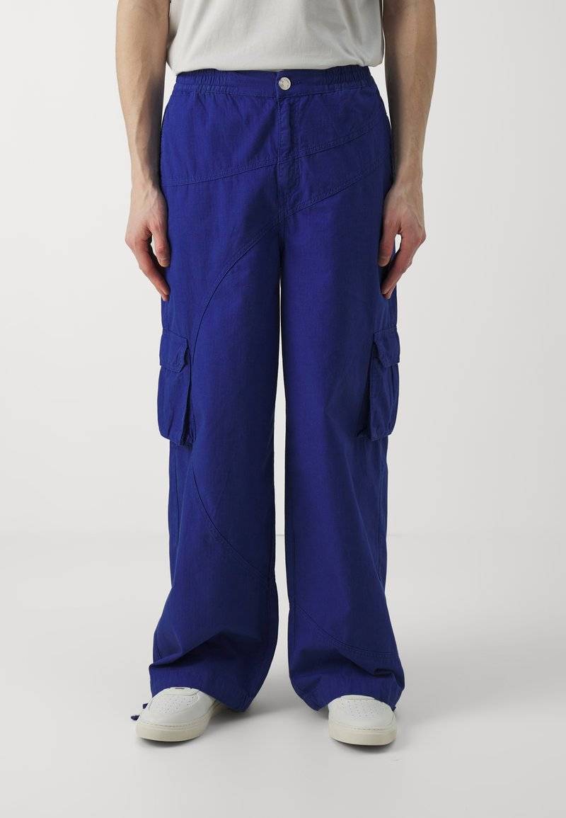 Les Benjamins Les Benjamins PANT UNISEX - Cargo trousers - blue