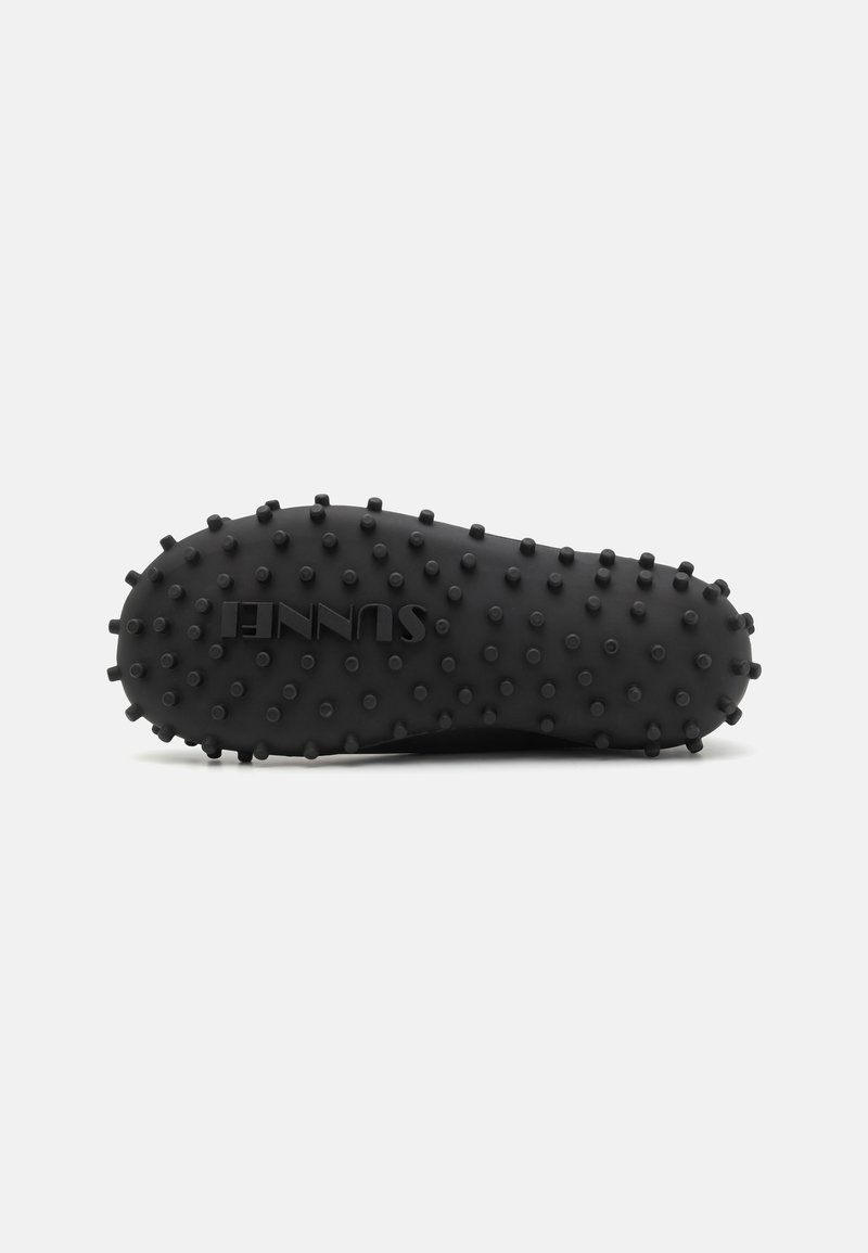 Sunnei Sunnei 1000CHIODI TRAINERS UNISEX - Trainers - black Blitzverkäufe