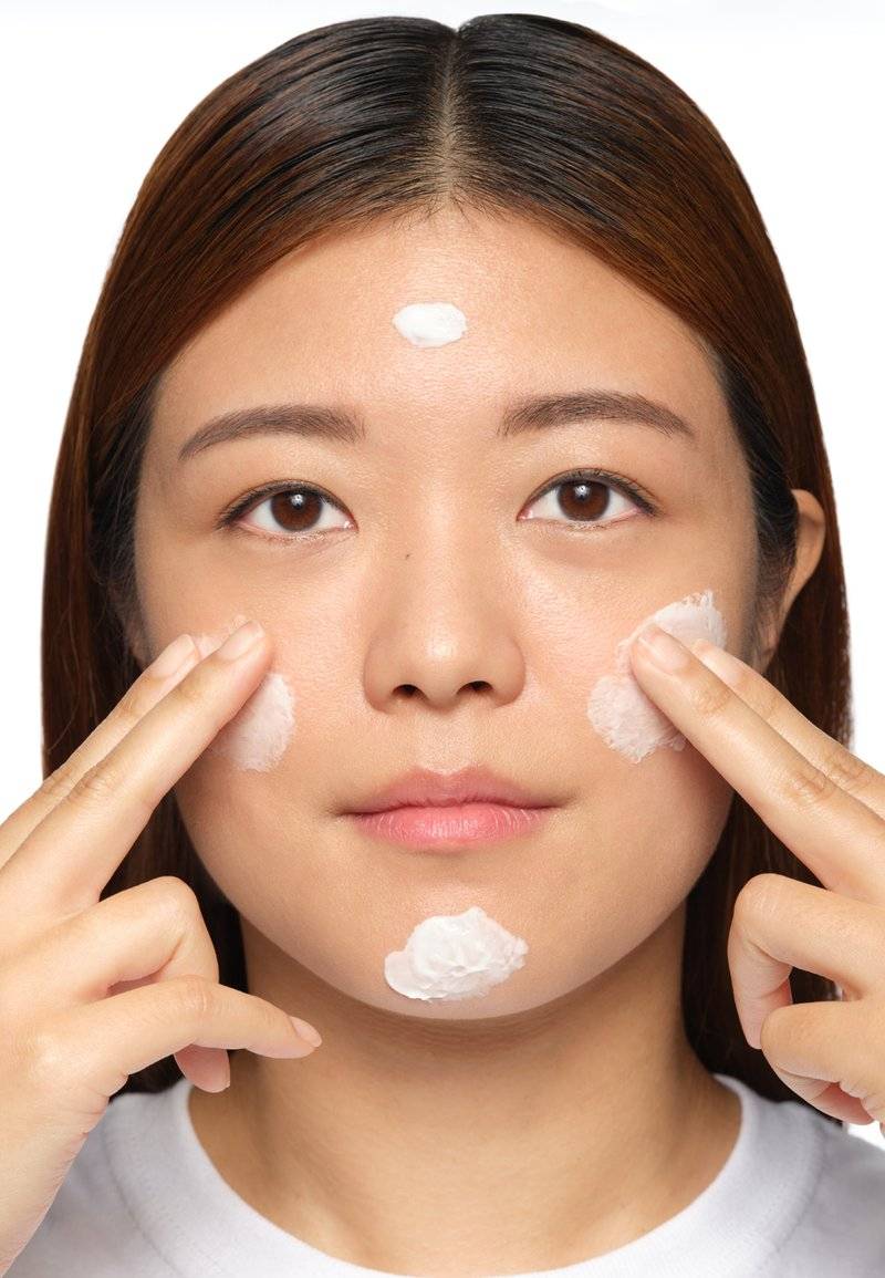 The Ordinary The Ordinary VITAMIN C SUSPENSION 23% + HA SPHERES 2% - Serum Exklusivangebot