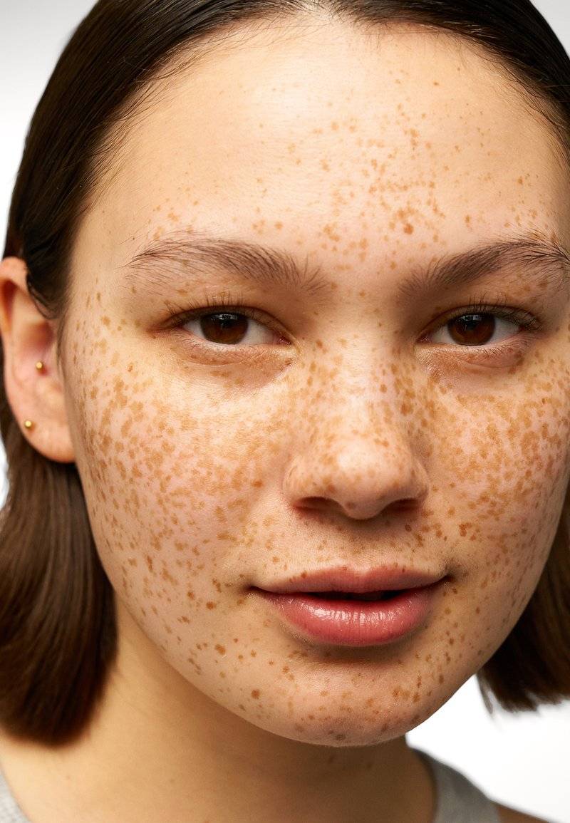 The Ordinary The Ordinary VITAMIN C SUSPENSION 23% + HA SPHERES 2% - Serum Exklusivangebot