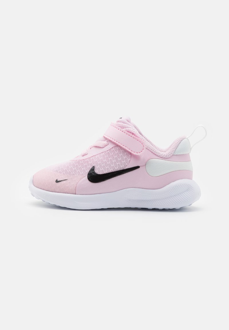 Nike Performance Nike Performance REVOLUTION - Competition running shoes