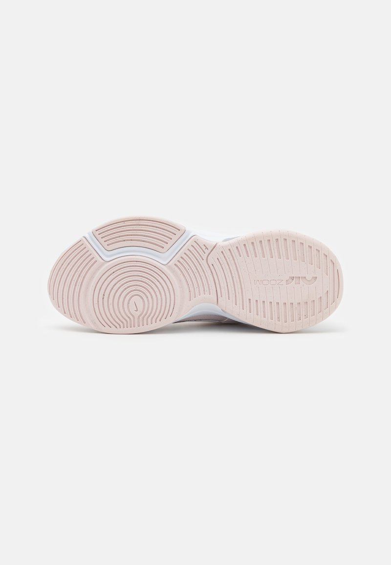 Nike Performance Nike Performance ZOOM BELLA 6 - Training shoe Fabrikverkauf