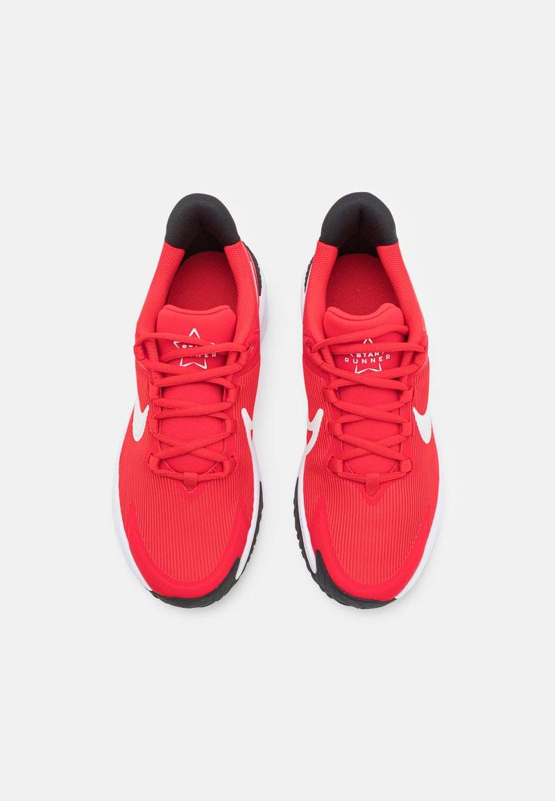 Nike Performance Nike Performance STAR RUNNER 4 UNISEX - Competition running shoes Fabrikverkauf