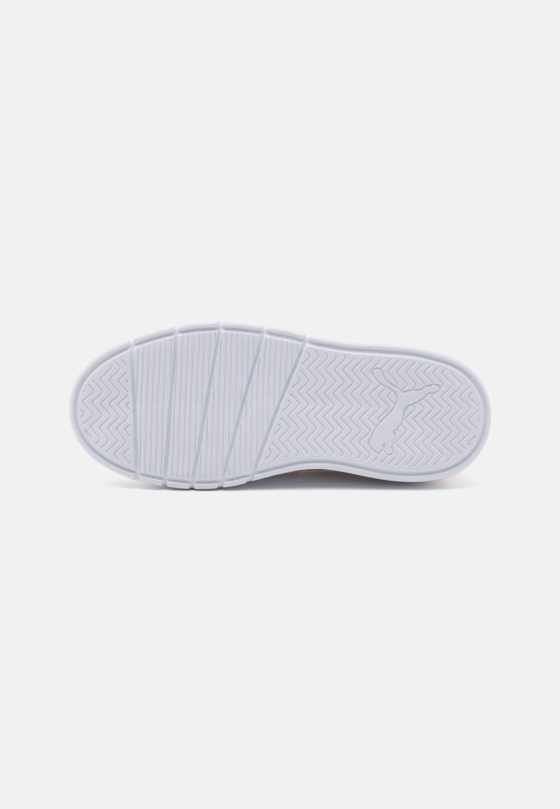 Puma Puma COURTFLEX UNISEX - Neutral running shoes Schlussverkauf