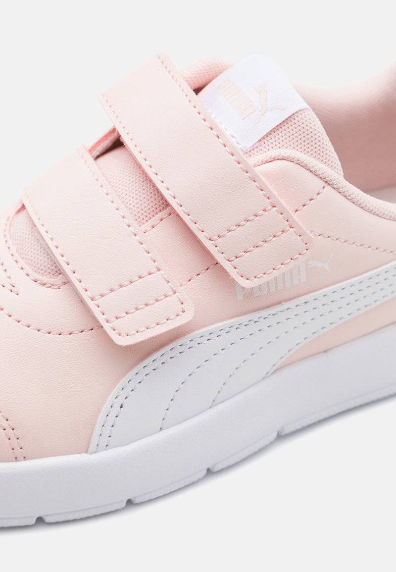 Puma Puma COURTFLEX UNISEX - Neutral running shoes Schlussverkauf
