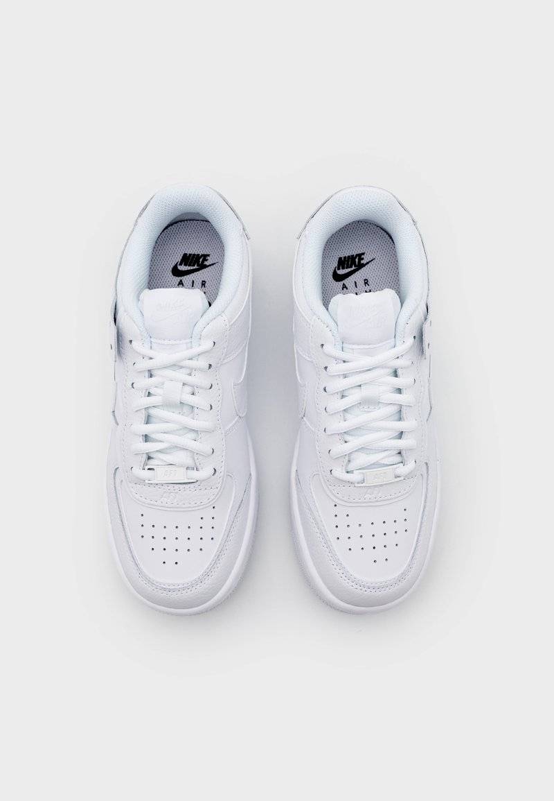 Nike Sportswear Nike Sportswear AF1 SHADOW - Trainers - white Meist gekauft