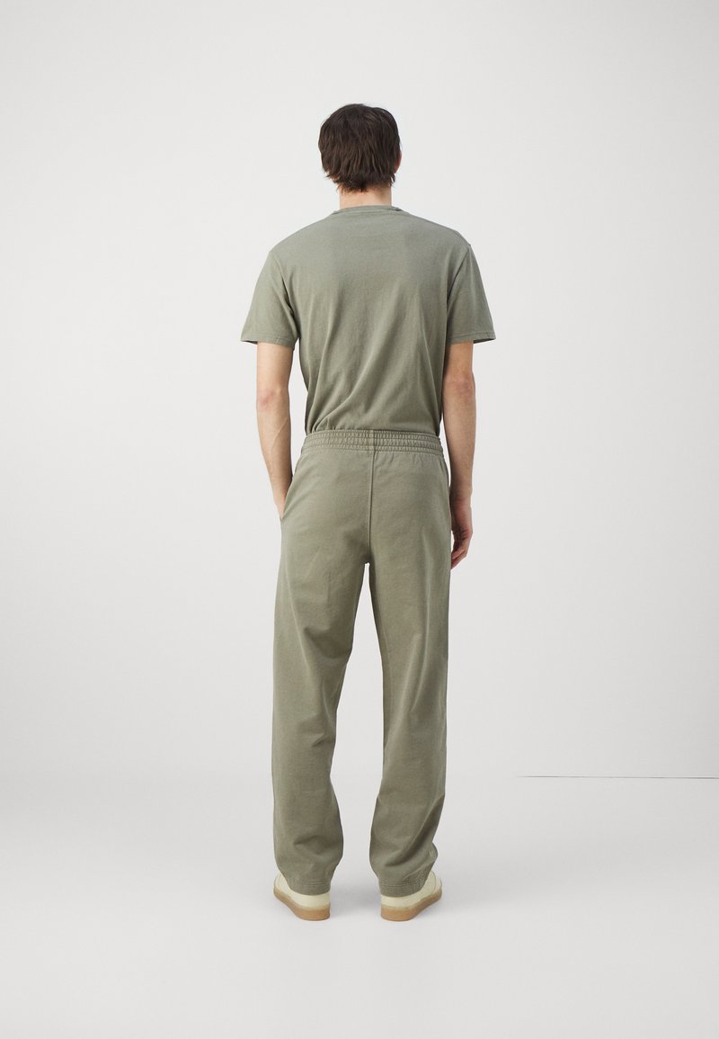 Holzweiler Holzweiler LAGOON OSLO TROUSERS UNISEX - Tracksuit bottoms - green Schlussverkauf