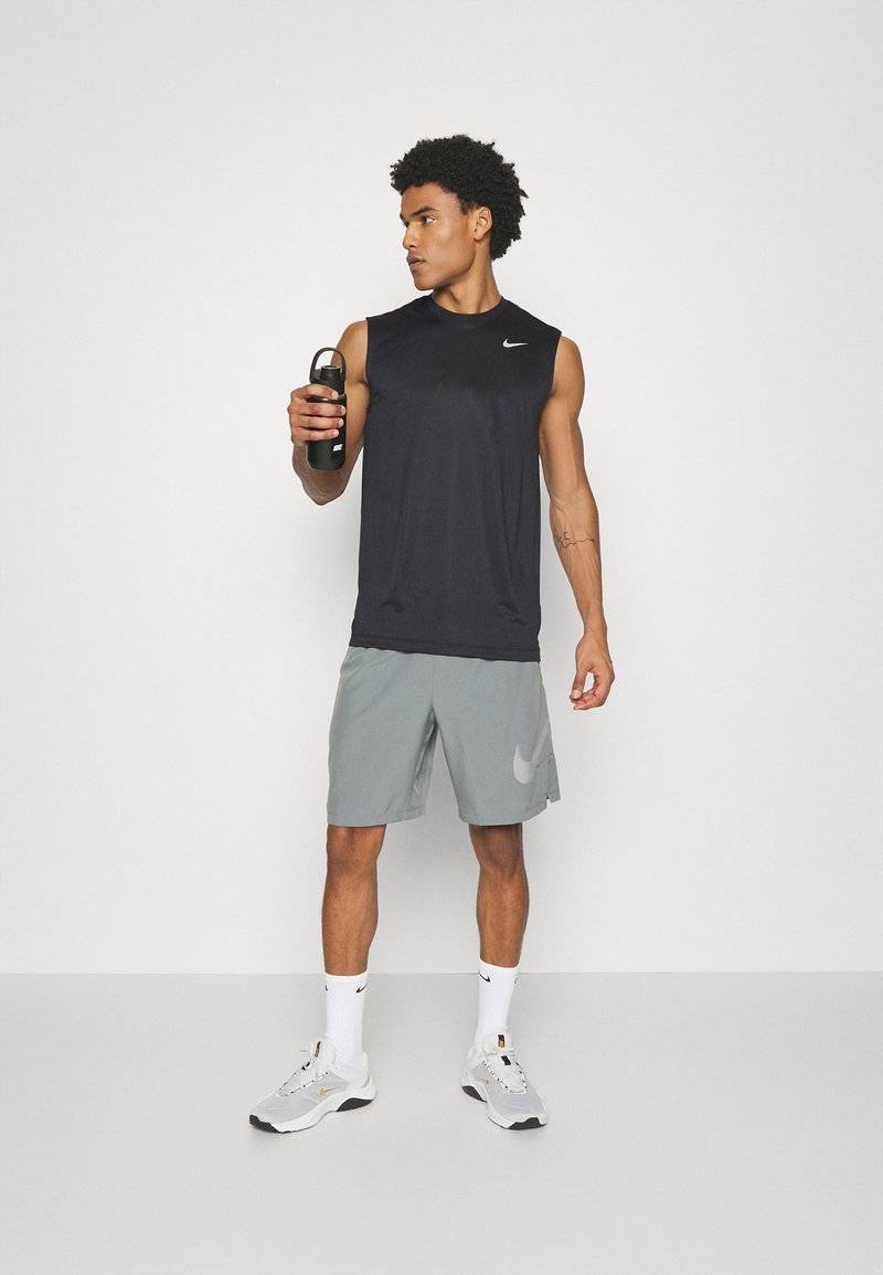 Nike Performance Nike Performance TEE RESET - Top Blitzverkäufe
