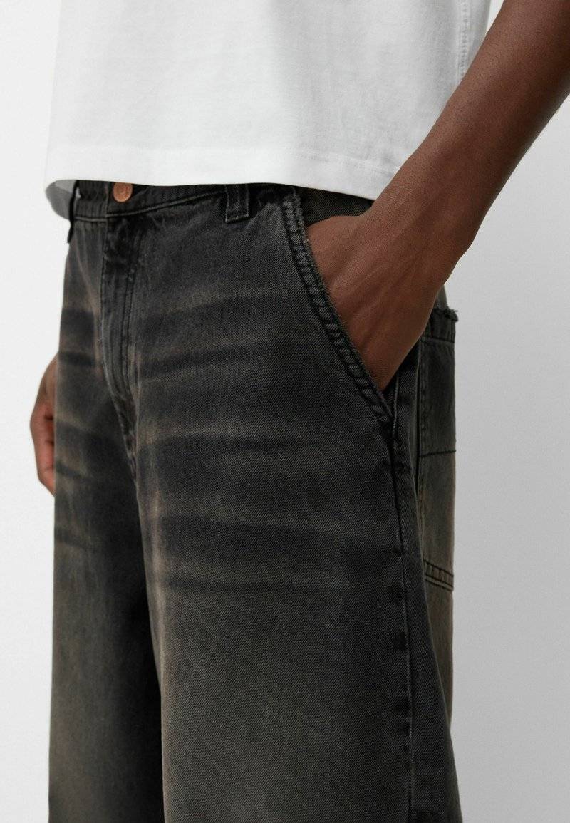 Bershka Bershka Relaxed fit jeans - black denim Angebote