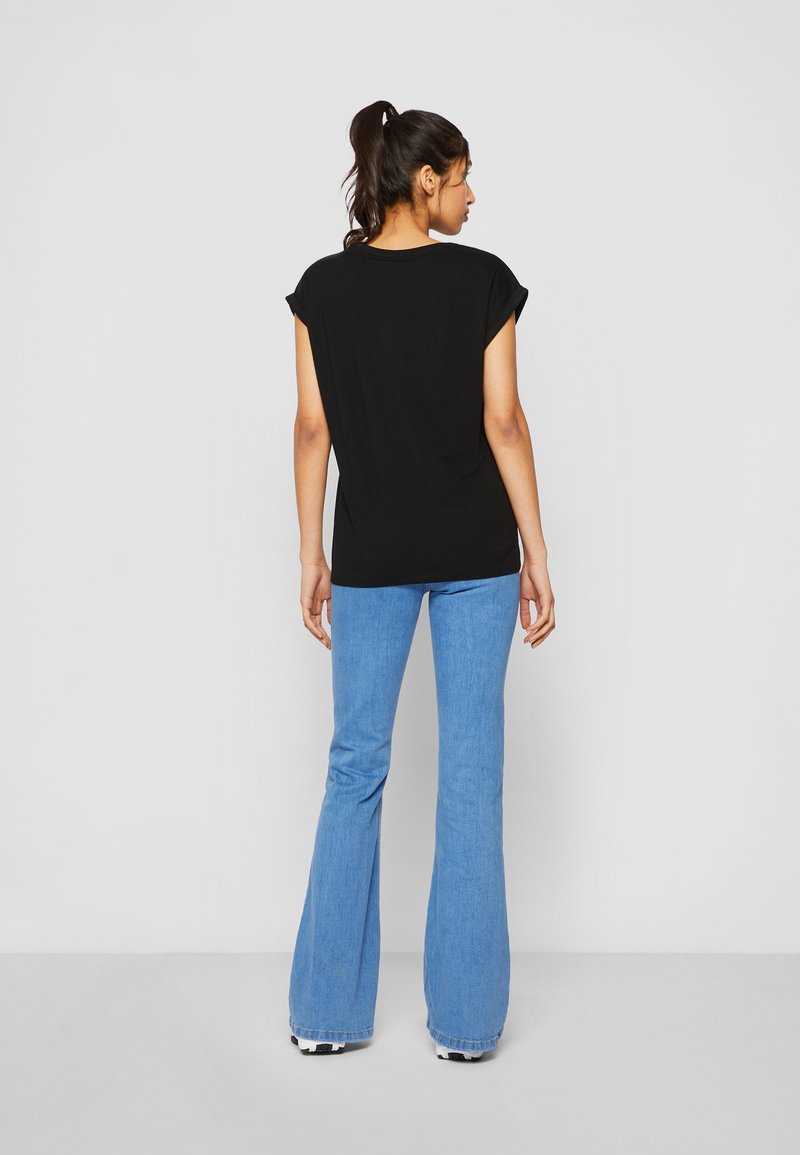 Urban Classics Urban Classics EXTENDED SHOULDER - Basic T-shirt - black im Angebot