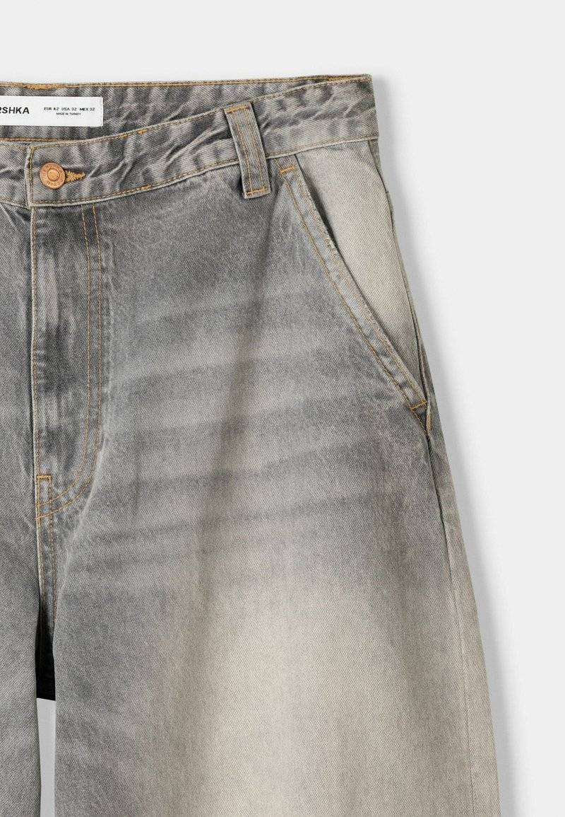 Bershka Bershka Relaxed fit jeans - light grey Fabrikverkauf