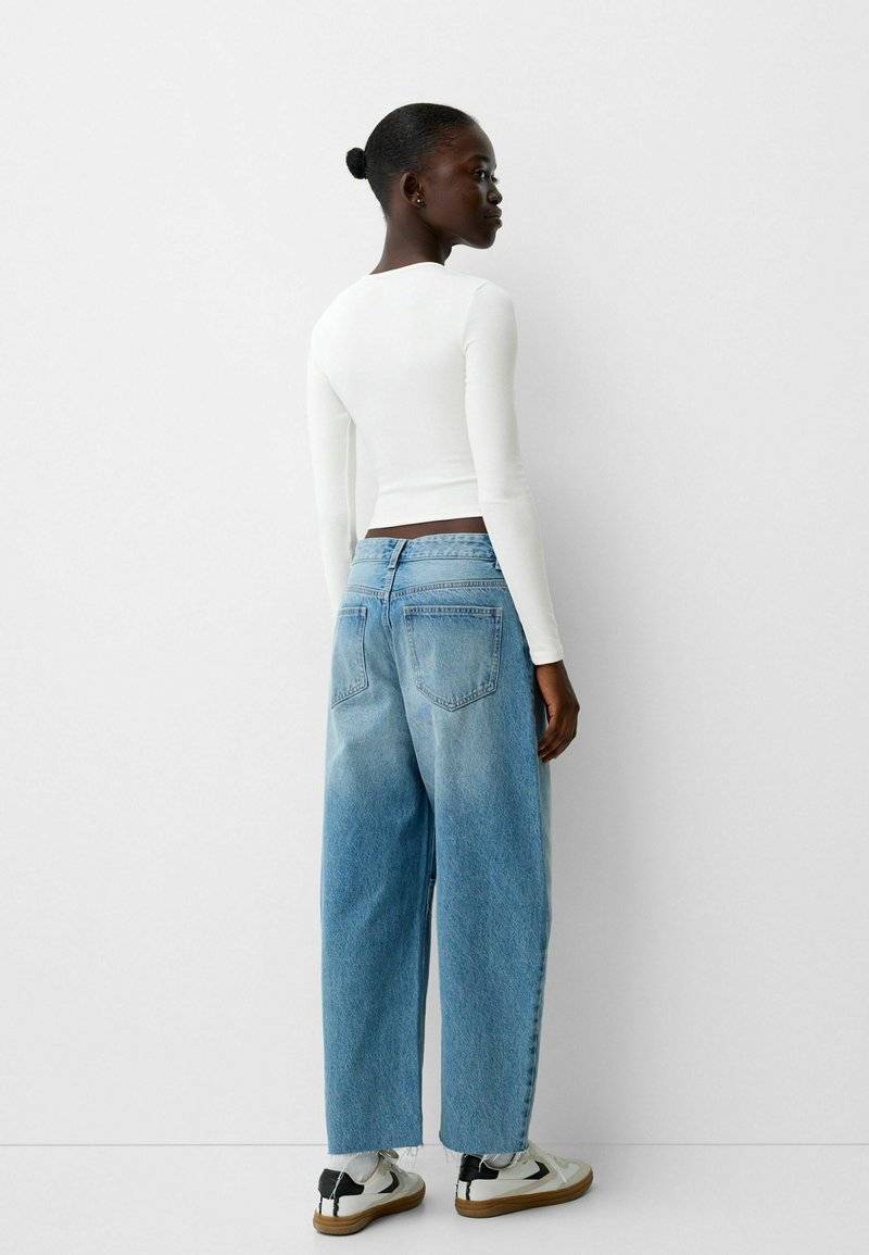 Bershka Bershka LONG SLEEVE - Long sleeved top - white Blitzverkäufe