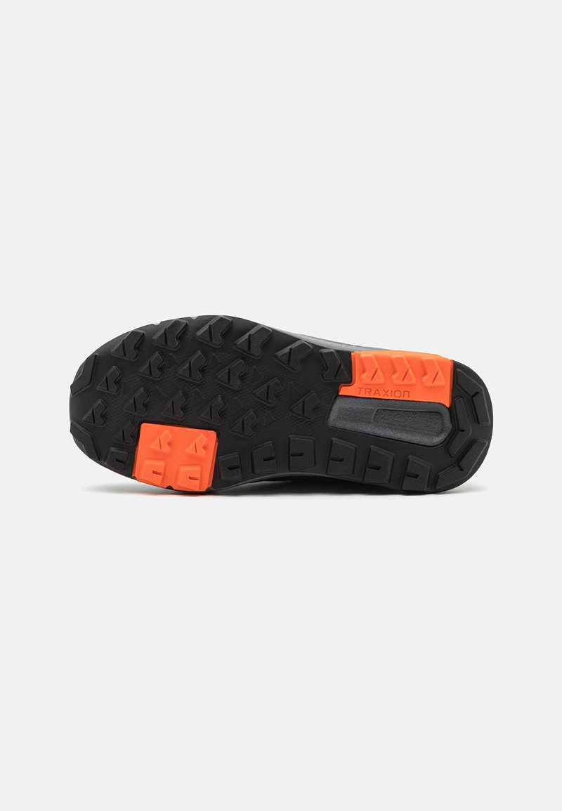 Adidas Terrex Adidas Terrex TERREX TRAILMAKER MID RAIN.RDY HIKING - Hiking shoes Auslauf