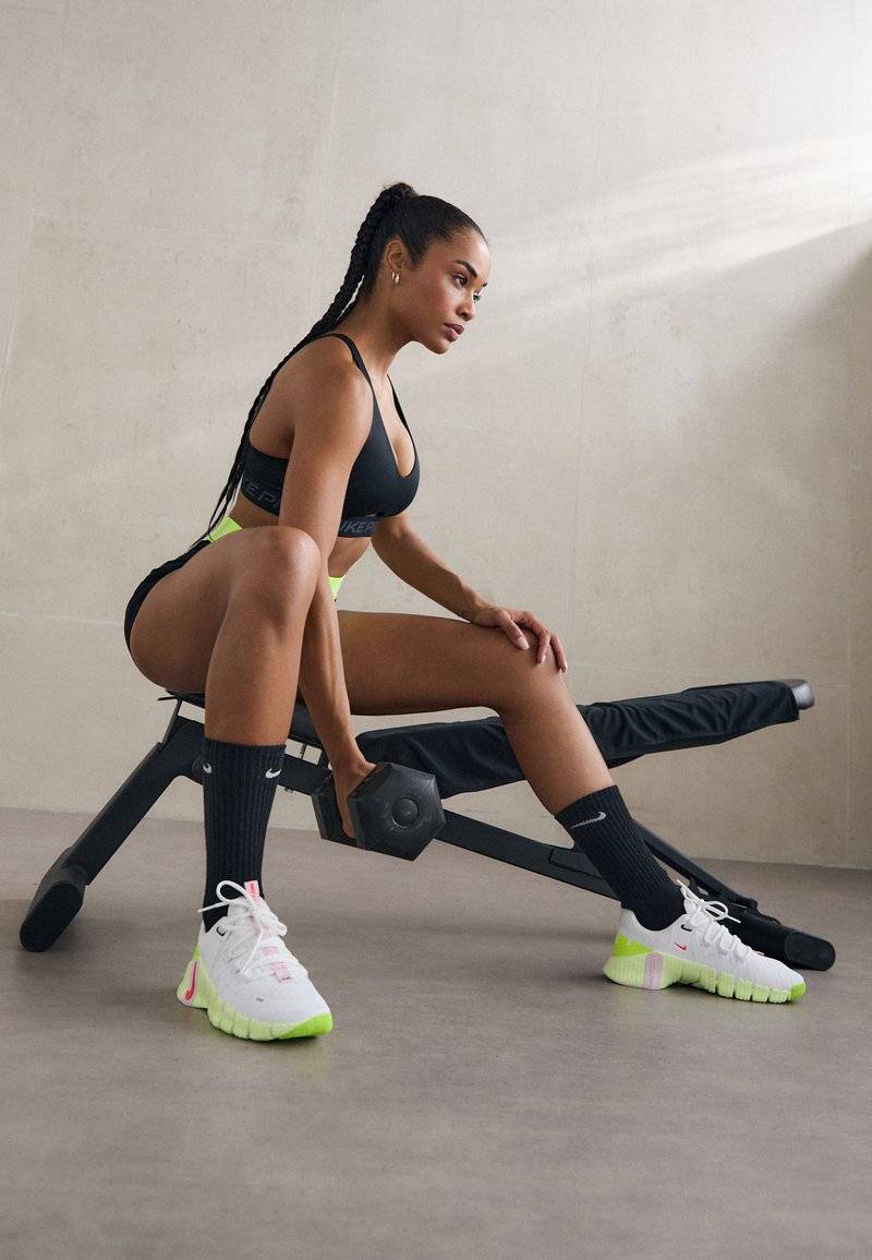Nike Performance Nike Performance FREE METCON 5 - Training shoe Meist gekauft