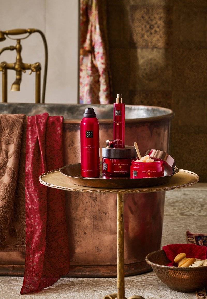 Rituals Rituals HAIR & BODY MIST THE RITUAL OF AYURVEDA - SWEET & NUTTY - SWEET ALMOND & INDIAN ROSE - Body spray Outlet
