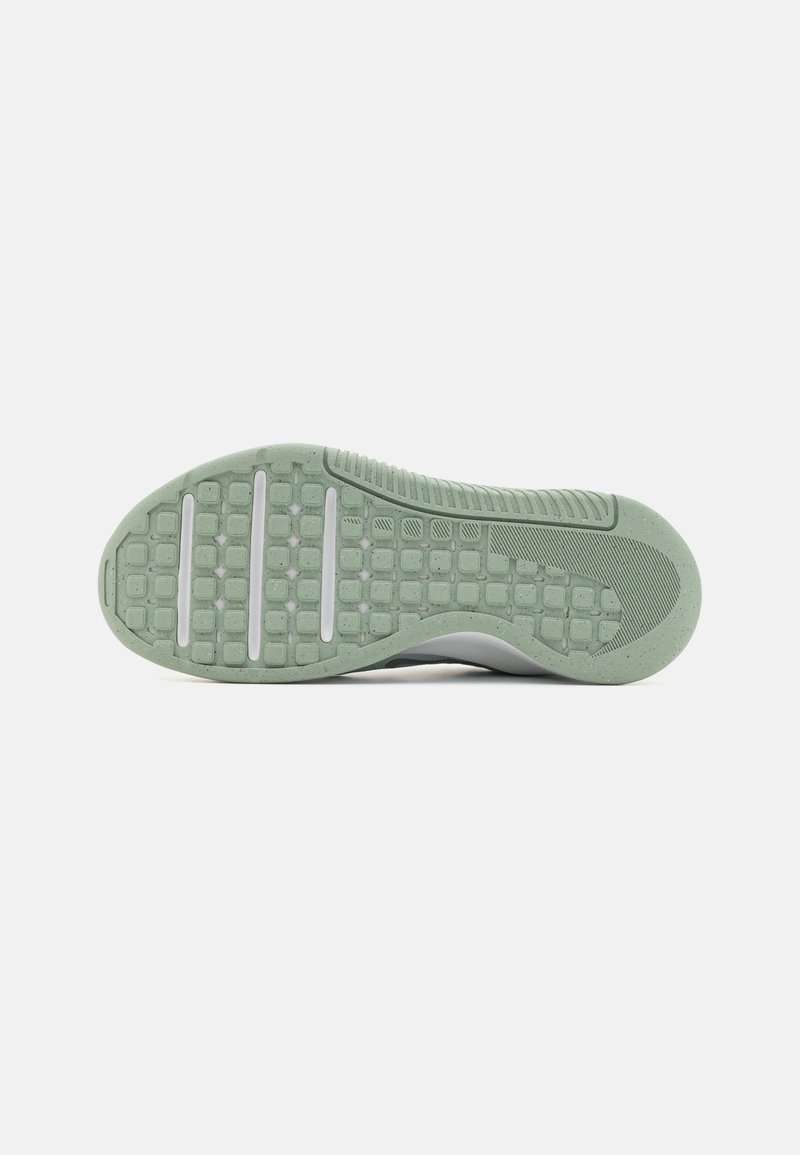 Nike Performance Nike Performance MC TRAINER 3 - Training shoe Auslauf