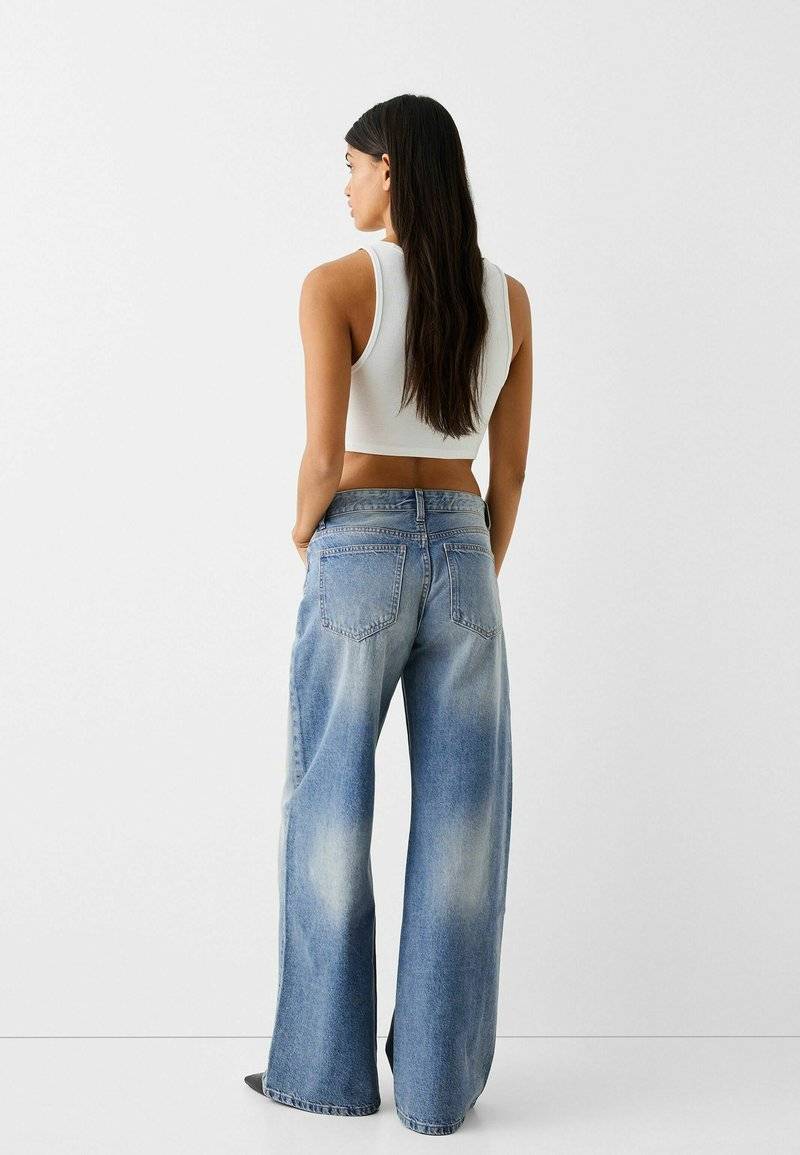 Bershka Bershka WIDE-LEG - Relaxed fit jeans Outlet