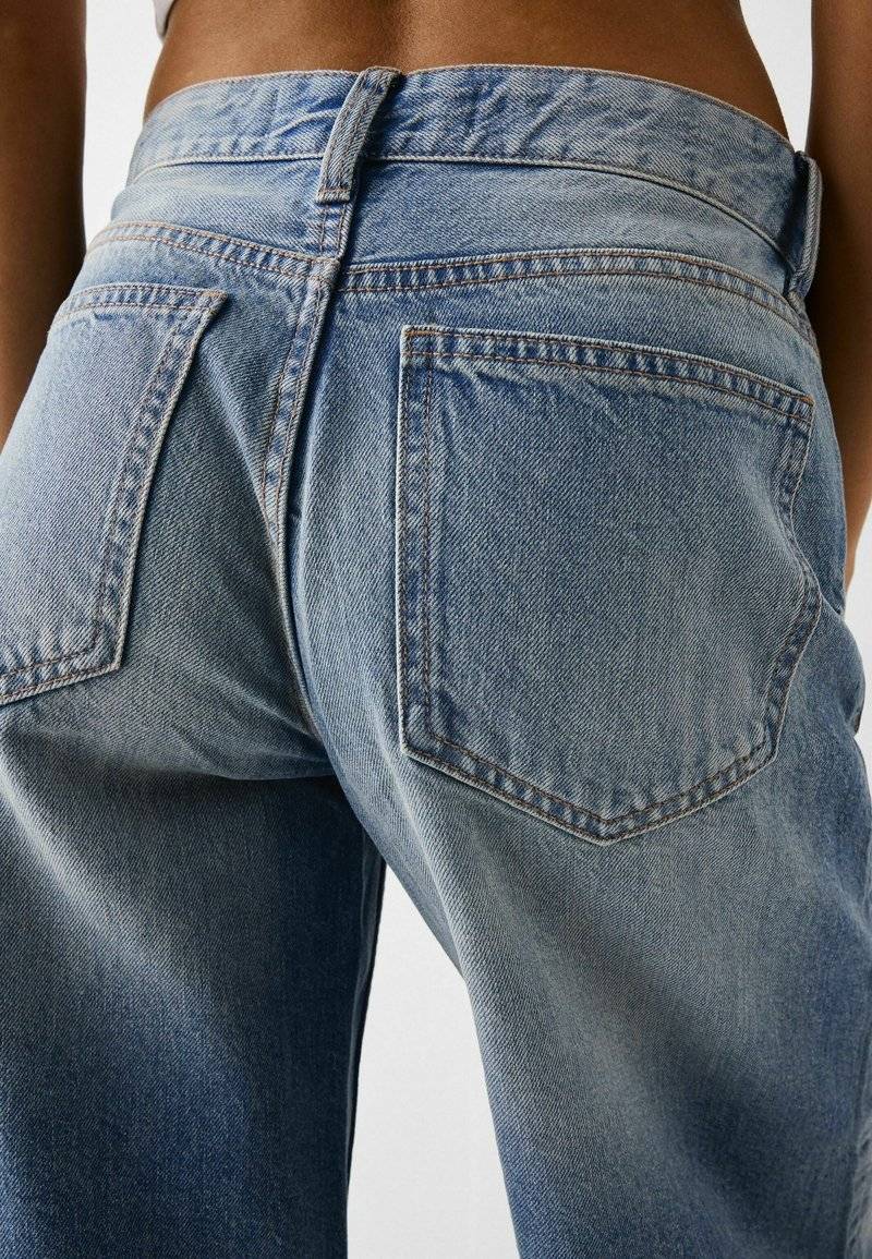 Bershka Bershka WIDE-LEG - Relaxed fit jeans Outlet