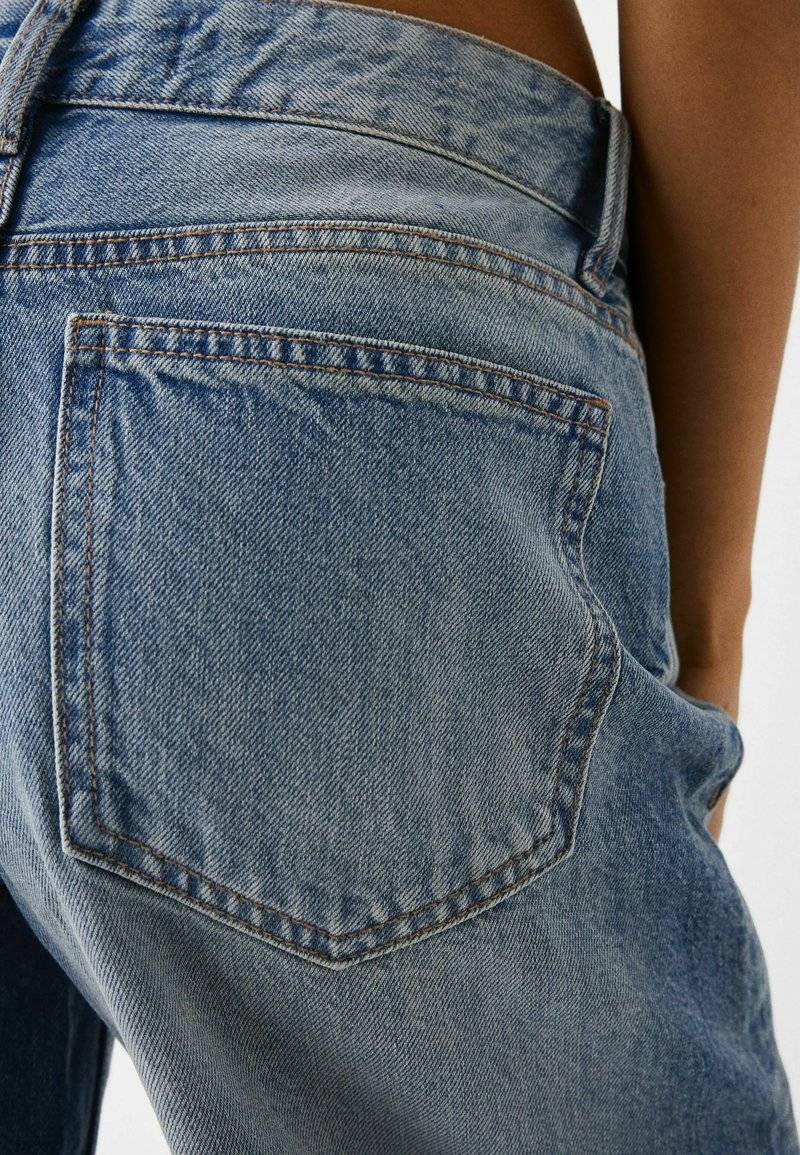 Bershka Bershka WIDE-LEG - Relaxed fit jeans Outlet