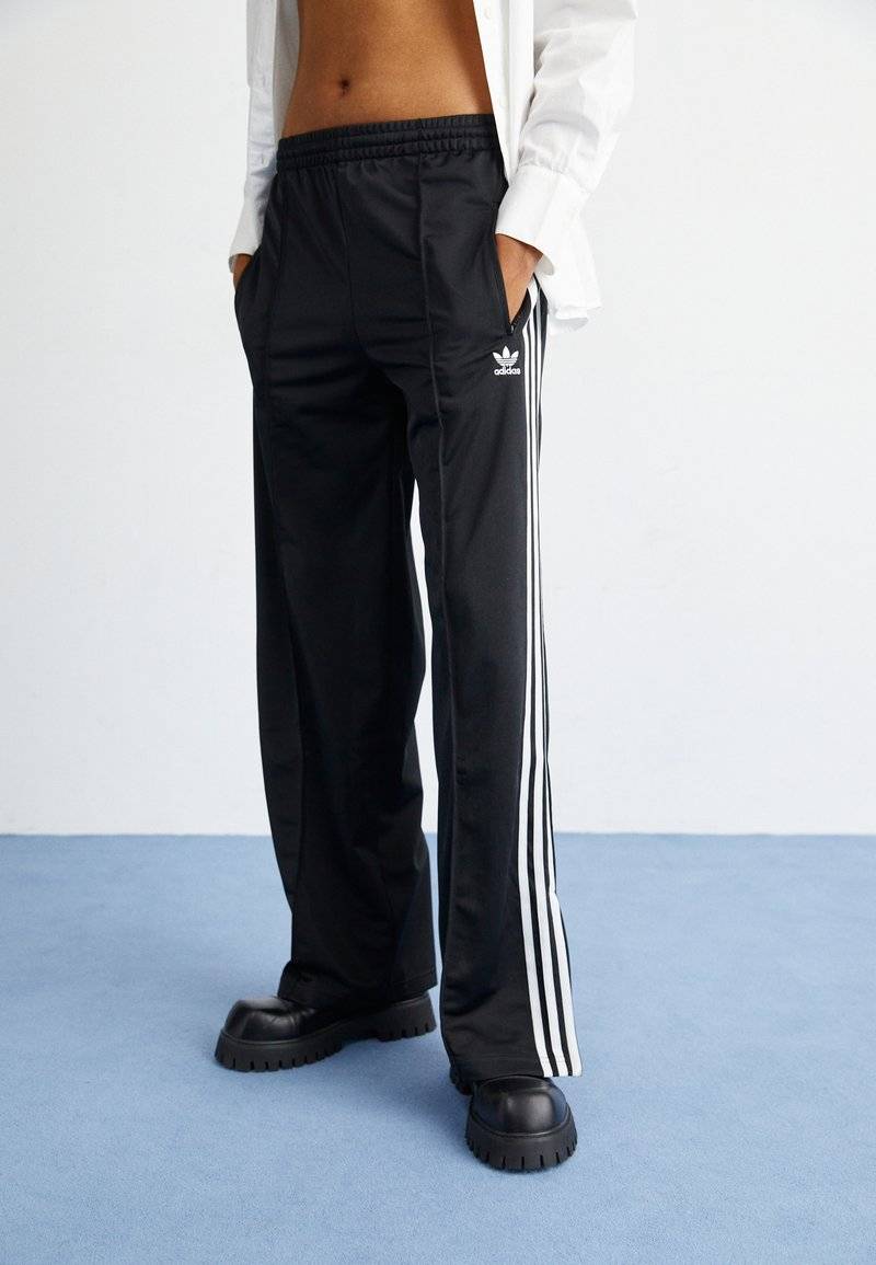 adidas Originals adidas Originals FBIRD LOOSE - Tracksuit bottoms - black