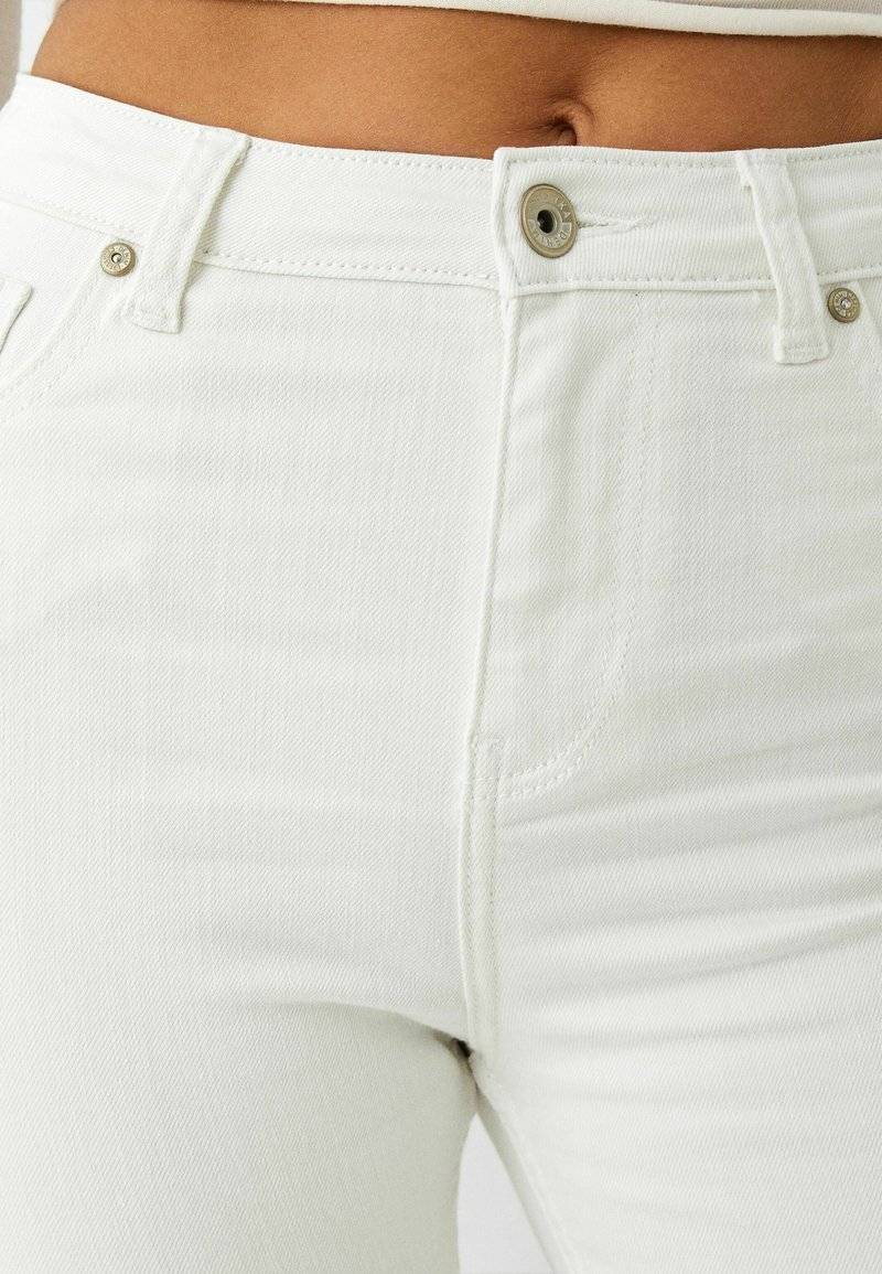 Bershka Bershka SUPER - Jeans Skinny Fit - white Hotsell