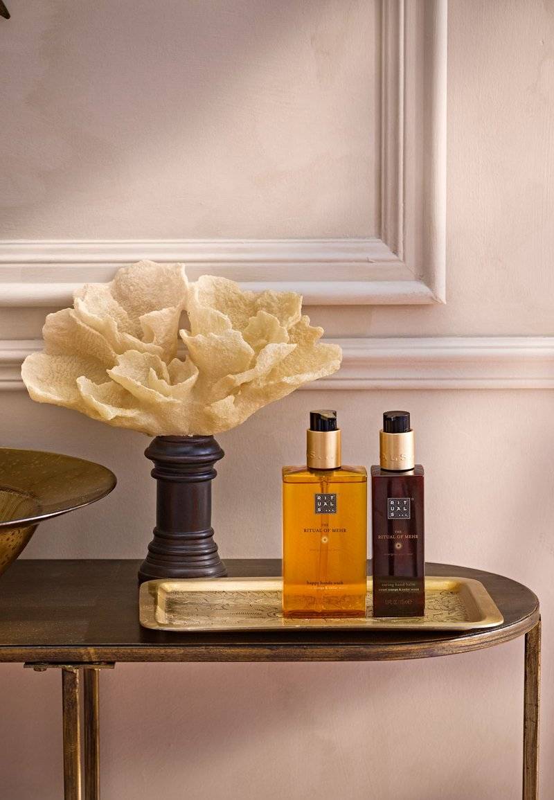 Rituals Rituals HAND WASH THE RITUAL OF MEHR - CITRUS / WOODY - SWEET ORANGE & CEDARWOOD - Liquid soap Online