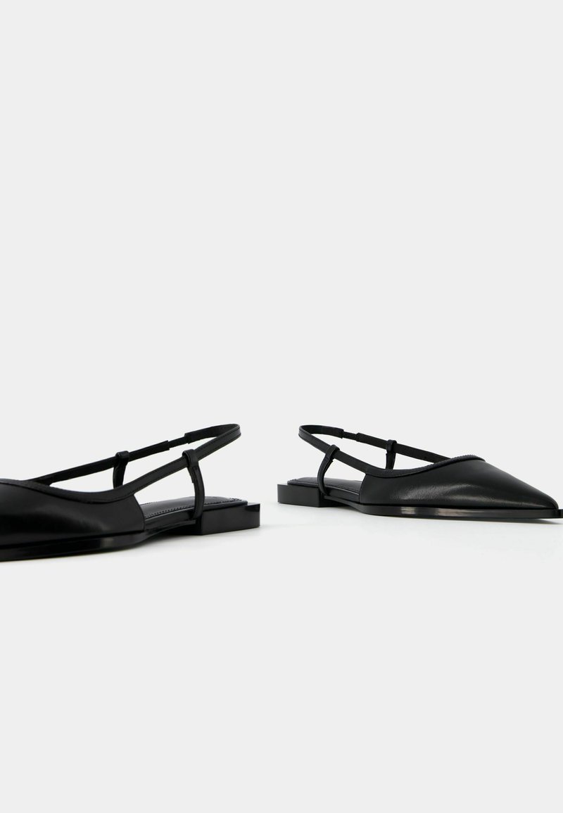 Bershka Bershka POINTED - Slingback ballet pumps - black Saisonschlussverkauf