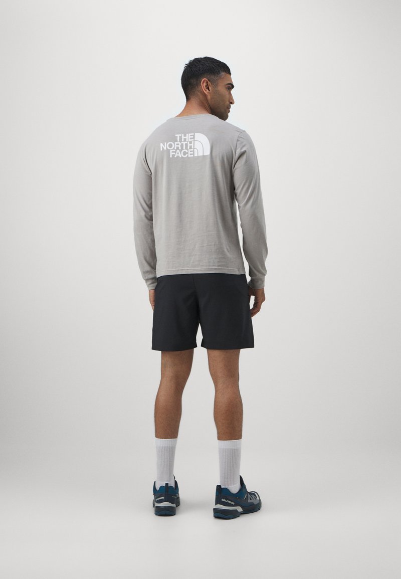 The North Face The North Face 24/7 SHORT - Sports shorts - black VIP-Rabatte