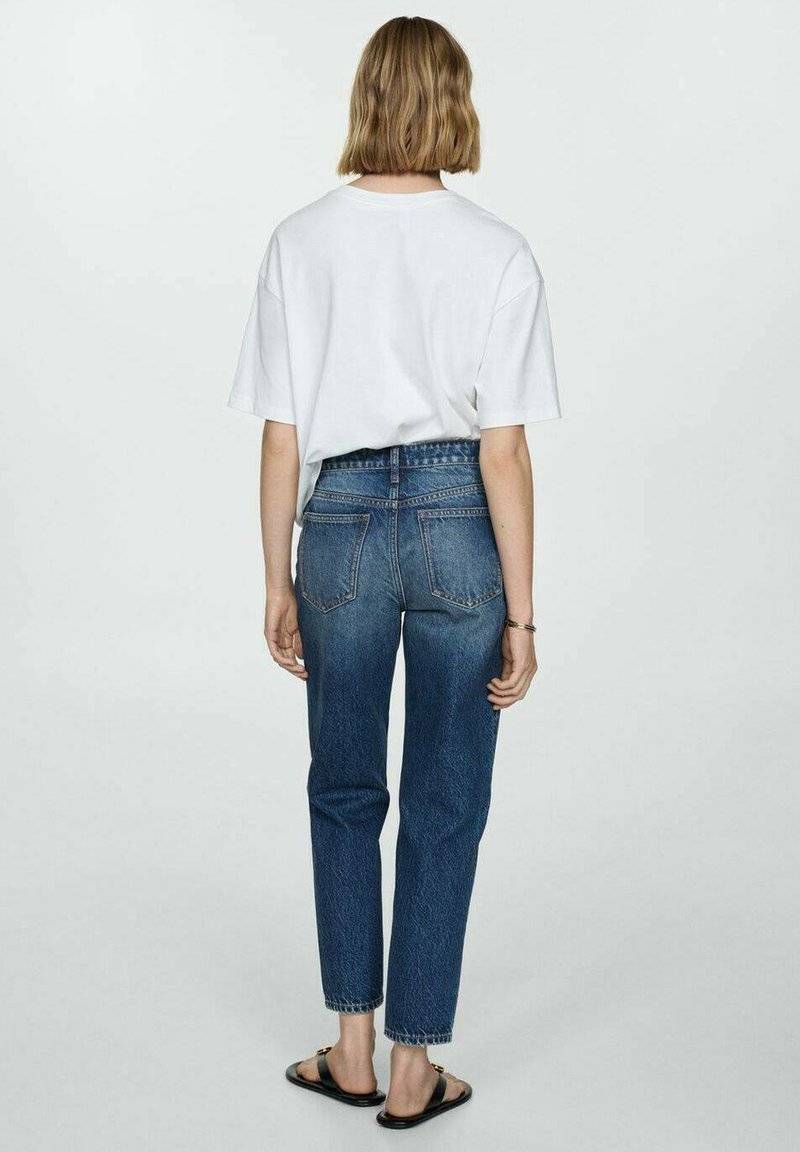 Mango Mango Relaxed fit jeans - bleu foncé Nur für heute