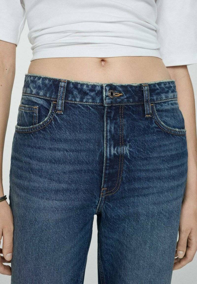 Mango Mango Relaxed fit jeans - bleu foncé Nur für heute