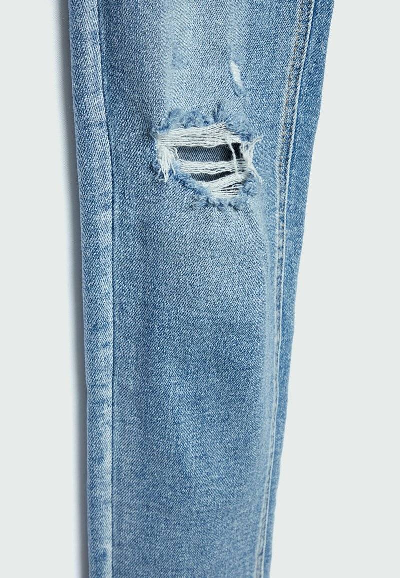 Stradivarius Stradivarius Jeans Skinny Fit - neon blue Nur noch ein Tag übrig