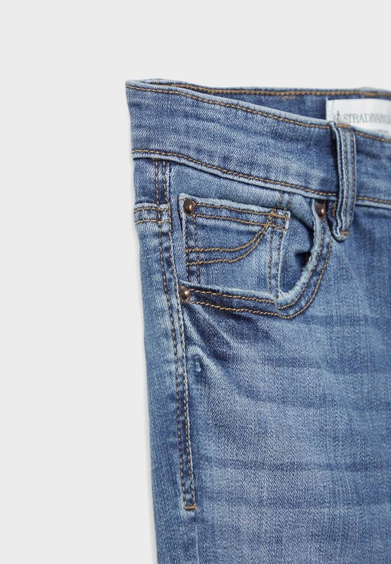 Stradivarius Stradivarius Jeans Skinny Fit - blue denim Black Friday Preise