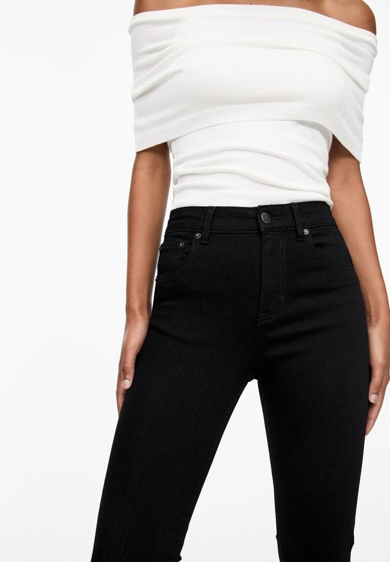 PULL&BEAR PULL&BEAR MID-RISE - Jeans Skinny Fit - black 50% Rabatt für begrenzte Zeit