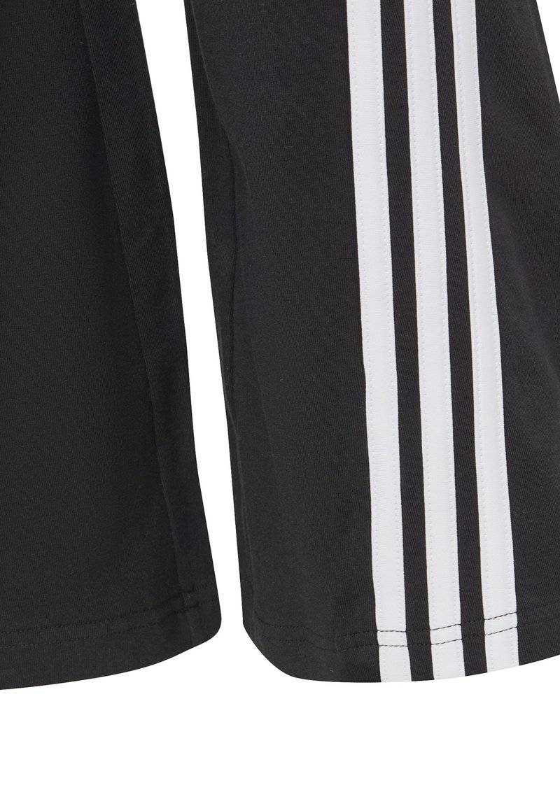 adidas Performance adidas Performance FUTURE ICON 3-STRIPES FLARED - Tracksuit bottoms Vatertagsangebot