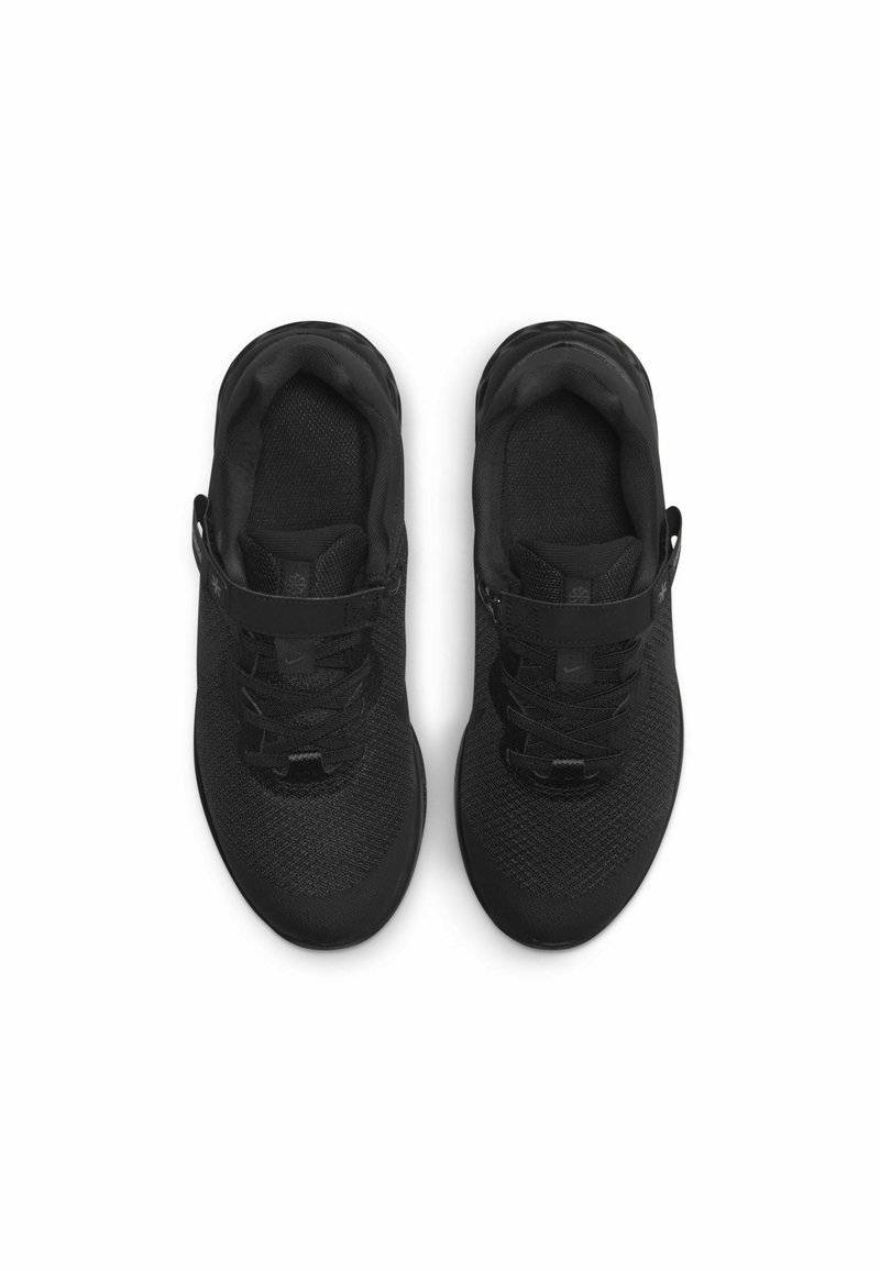 Nike Performance Nike Performance NIKE REVOLUTION 6 FLYEASE (GS - Neutral running shoes - black dark smoke grey black Super Sparpreis
