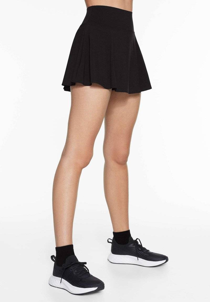 OYSHO OYSHO COMPRESSIVE - Sports skirt - black Neuheiten