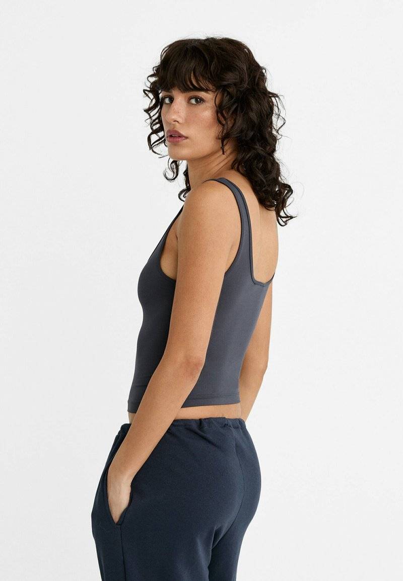 Stradivarius Stradivarius Top - dark blue Letzte 3 Tage